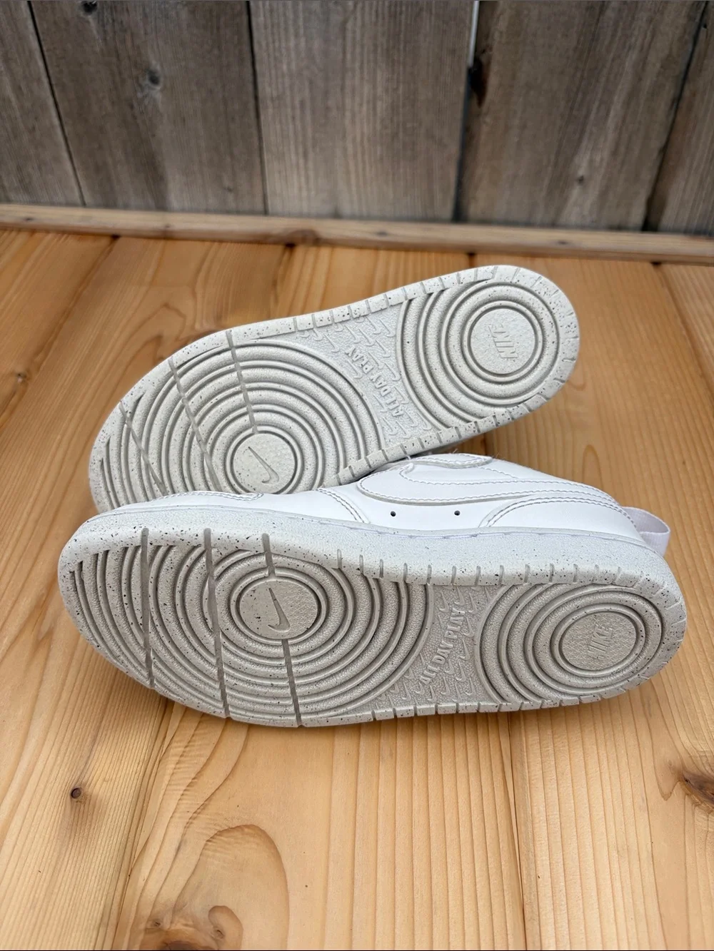 Nike Kids White Low-Top Velcro & Lace Sneakers